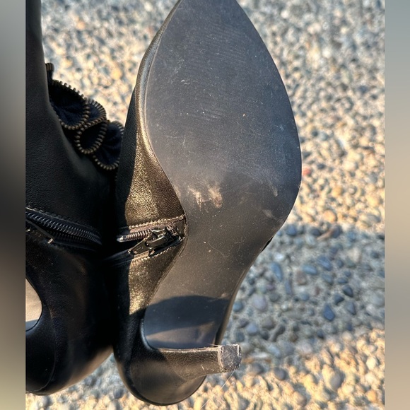 Attitude booties size 7 black - Picture 5 of 8